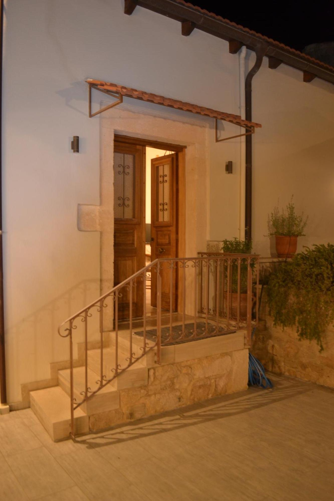 Eco Cottage Vedere With Pool Vederoi Екстериор снимка